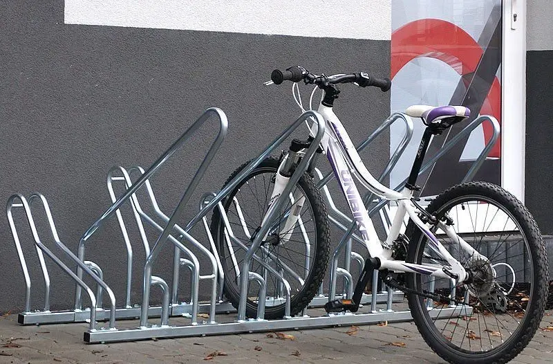 Cross 5 runkokaarella, porrastettu.webp