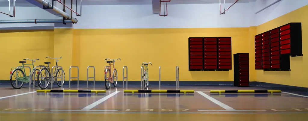 E-bike latauskaappi_parkkihalli.webp