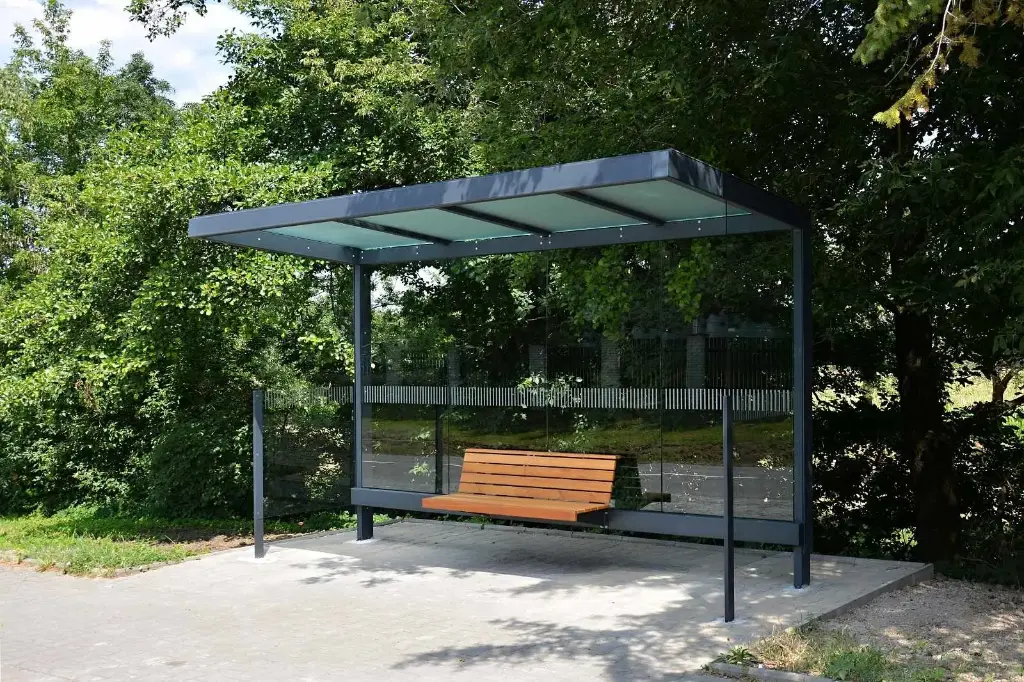 Frameo pysäkkikatos
